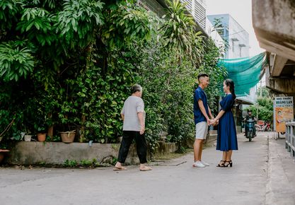 Phong su cuoi go cong